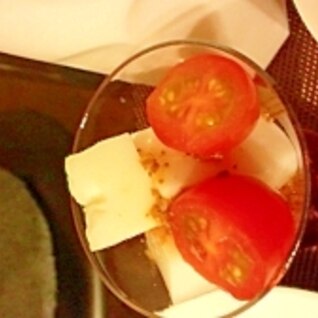 トマトと蒲鉾のマリネ